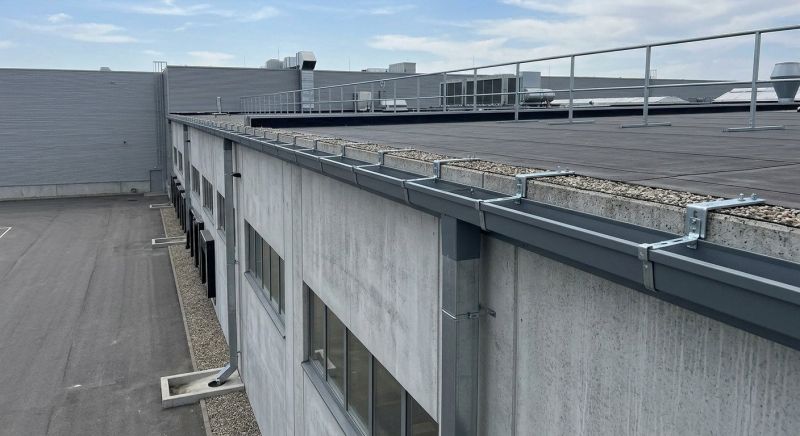 Commercial Gutter Installation in Sacramento, CA